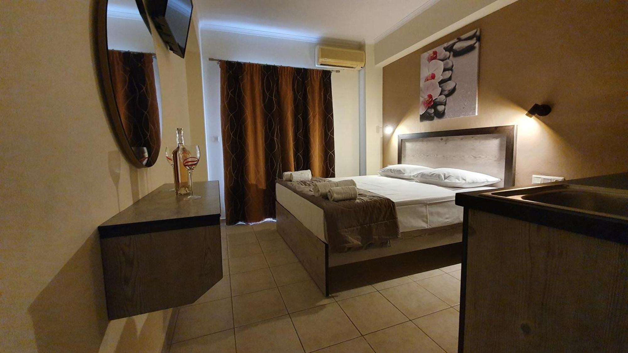 Calypso Beach Hotel Paralía Eksteriør bilde