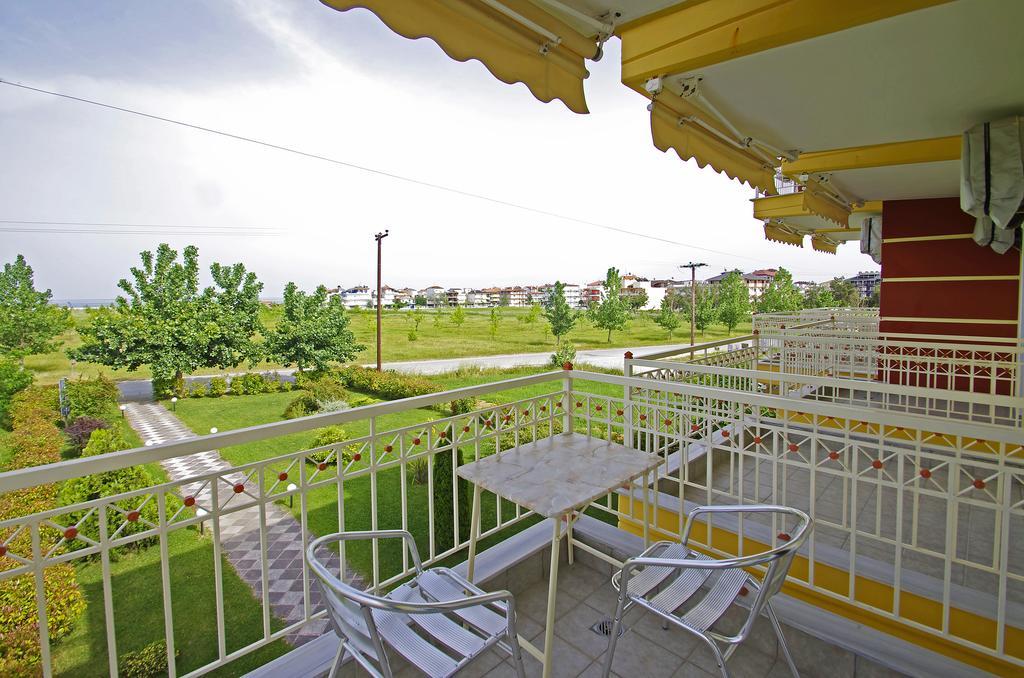Calypso Beach Hotel Paralía Eksteriør bilde